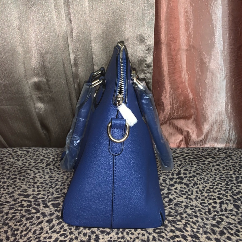 Purse - Picture 3 of 4